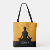 オレンジ色のサンビームにヨガ – 名前またはテキストを追加 トートバッグ (裏面)