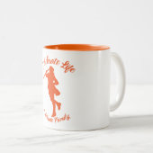 オレンジ色のシルエット付きマグカップ ツートーンマグカップ (正面右)