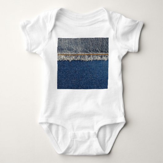 オレンジ色のステッチ、ダブルデニムパッチ。 ベビーボディスーツ (正面)