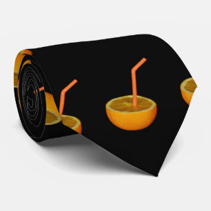 オレンジ色のストローを添えたオレンジ ネクタイ