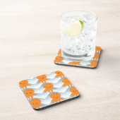 オレンジ色のタコと青い波のパターン コースター (右側)