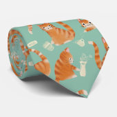 オレンジ色のタビー猫が物を倒す ネクタイ (ロール)