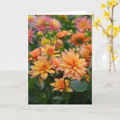 オレンジ色のダリアフラワーグリーティングカード カード (黄色い花)