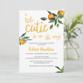 オレンジ色のテーマの小さなかわいこちゃんの赤ちゃんシャワー 招待状 (スタンド正面)