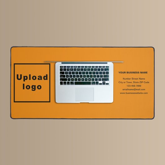 オレンジ色のデスクマットにビジネスブランド デスクマット