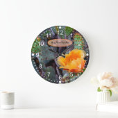 オレンジ色のトゲのナシのサボテンの花の写真 ラージ壁時計 (ホーム)