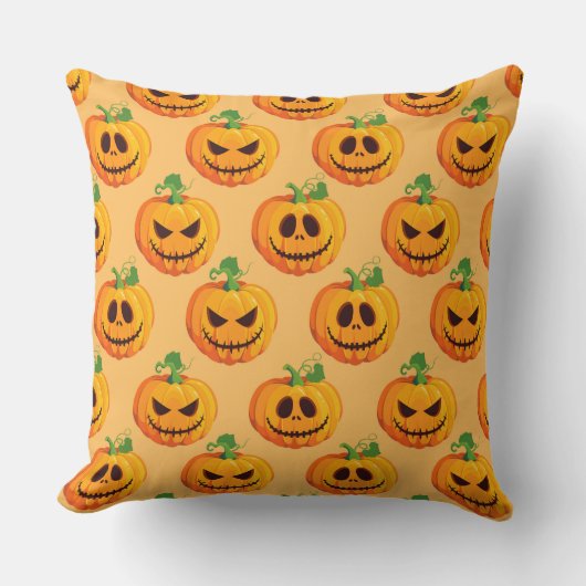 オレンジ色のハロウィンカボチャ付きオレンジ クッション (正面)