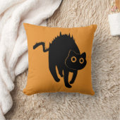 オレンジ色のハロウィン黒猫の不気味な雰囲気限定 クッション (ブランケット)