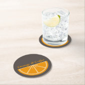 オレンジ色のハーフスライス ラウンドペーパーコースター (インサイチュ)