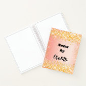 オレンジ色のバラ金ゴールドグリッター名スクリプト ノートブック (内部)