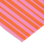 オレンジ色のピスタイリッシュンクストライプデザイン テーブルクロス (アングル)