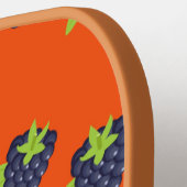 オレンジ色のブラックベリーの果実 ピックルボールラケット (左詳細)