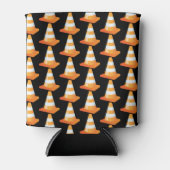 オレンジ色のホワイトロードマーカーおもしろい高速道路コーン 缶クーラー (正面)