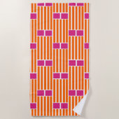 オレンジ色のラインとピンクのボックス ビーチタオル (正面)