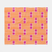 オレンジ色のラインとピンクのボックス フリースブランケット (正面(横))