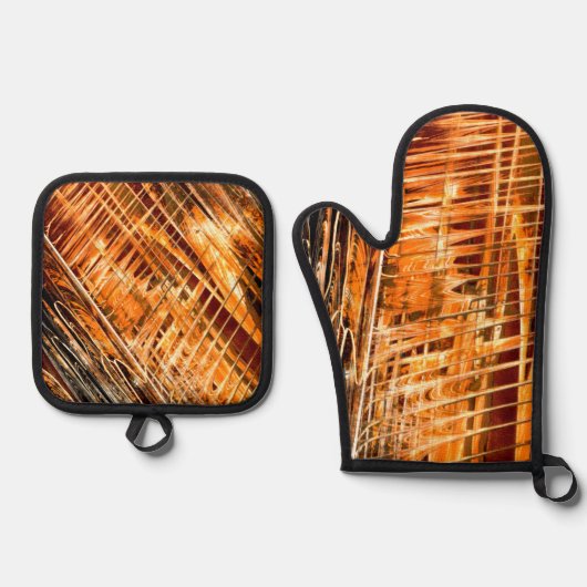 オレンジ色のランダムな線と形状を持つ茶色と黄色 鍋つかみ&鍋敷きセット (正面)