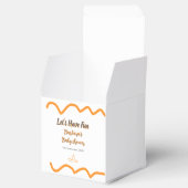 オレンジ色のレトロスペインのな赤ちゃんシャワーモダン フェイバーボックス (オープン)