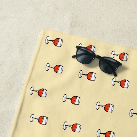 オレンジ色のワインをグラス ビーチタオル (インサイチュ)