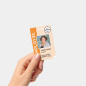 オレンジ色の企業ロゴ 社員写真バッジ バッジ (手持ち)