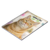 オレンジ色の可愛いトラ猫 ノートブック (左側)