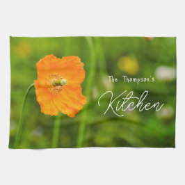 オレンジ色の咲くポピーの花オン緑の名前をカスタムする キッチンタオル