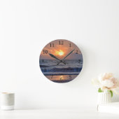 オレンジ色の夕日の海 ラウンド壁時計 (ホーム)