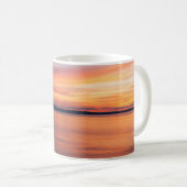 オレンジ色の夕日 湖水面 カスタムネーム コーヒーマグカップ (正面右)