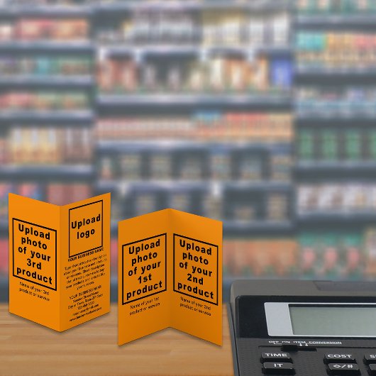 オレンジ色の小さなカードにビジネス製品