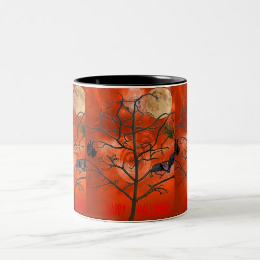オレンジ色の怖いスカイマグカップの中の死んだ木 ツートーンマグカップ (中央)