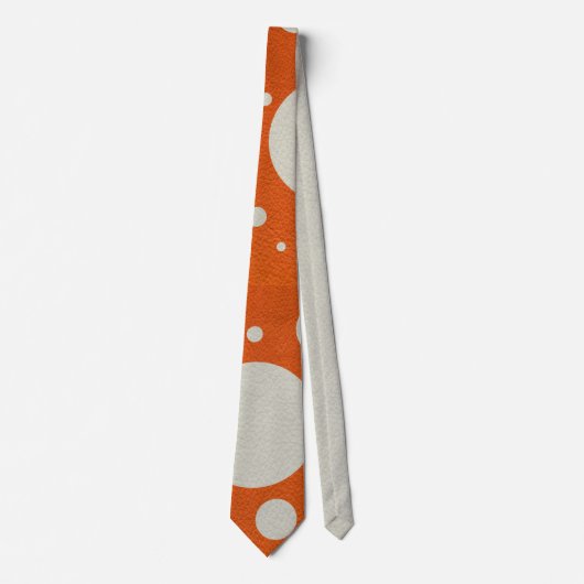 オレンジ色の散在スポットオンストーンレザープリント ネクタイ (正面)