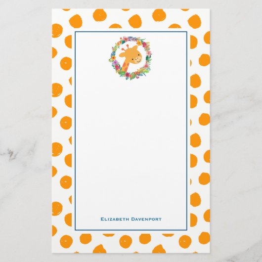 オレンジ色の斑点にフローラリースを持つキリン 便箋 (正面)