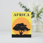オレンジ色の日没に対するアフリカのアカシアツリー ポストカード (スタンド正面)