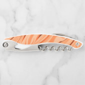 オレンジ色の曲線状の茶色の円柱の濃淡 ソムリエナイフ (正面)