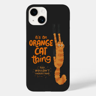 オレンジ色の猫おもしろいが乗っぶら下がったている Case-Mate iPhone 14ケース