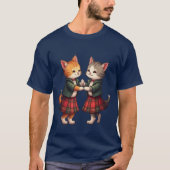 オレンジ色の猫が踊るスコットランドのセイリダンス Tシャツ (正面)
