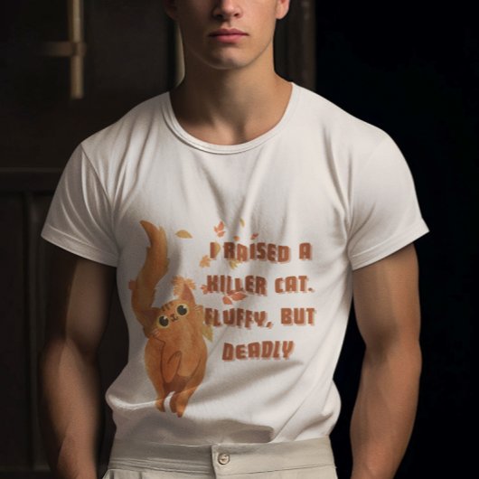 オレンジ色の猫を凶暴に育てちゃった ふわふわだけど殺傷能力あり Tシャツ