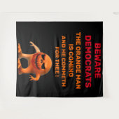 オレンジ色の男 タペストリー (正面(横))