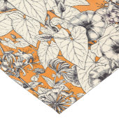 オレンジ色の白いグラフィックフラワーパターン ショートテーブルランナー (コーナー)
