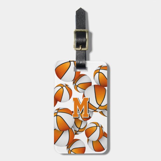 オレンジ色の白いバスケットボールの群パーソナライズされたれ ラゲッジタグ (正面縦)