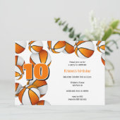 オレンジ色の白いバスケットボール女の子の誕生日パーティー 招待状 (スタンド正面)