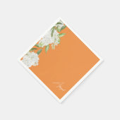 オレンジ色の白いフローラスクリプト名ブライダルシャワー スタンダードカクテルナプキン (角)