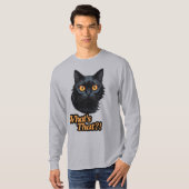 オレンジ色の目が驚く黒猫の顔 Tシャツ (正面フル)