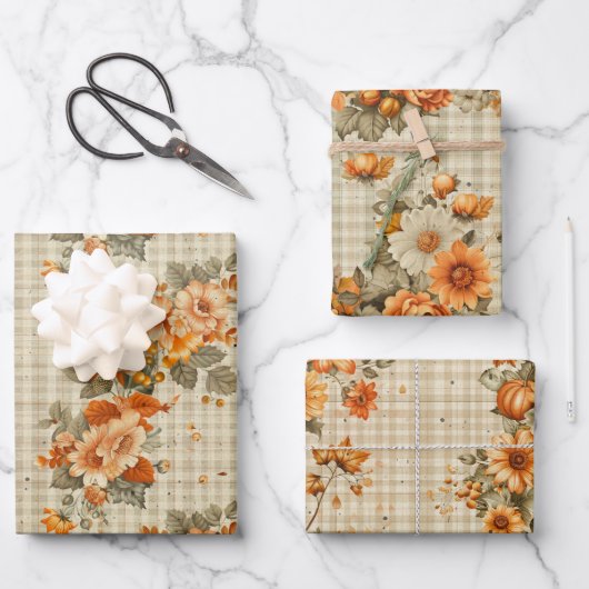 オレンジ色の秋の花を持つかわいらしタン格子模様 ラッピングペーパーシート (正面)