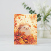 オレンジ色の紅葉の葉の間から顔を出すハリネズミ ポストカード (スタンド正面)