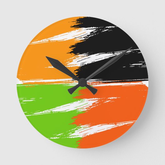 オレンジ色の緑の白黒ブラシストローク絵を描 ラウンド壁時計 (正面)