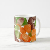 オレンジ色の緑色の赤いガム飴に砂糖を振りかけたもの コーヒーマグカップ (正面右)