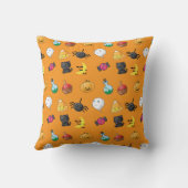 オレンジ色の背景を持つ可愛いハロウィンパターン クッション (裏面)