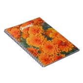 オレンジ色の花ガーデンMumジャーナルスパイラル ノートブック (右側)