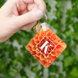 オレンジ色の花キーチェーン(モノグラム付) キーホルダー