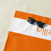 オレンジ色の花嫁の名前の書道シックエレガント ビーチタオル (インサイチュ)